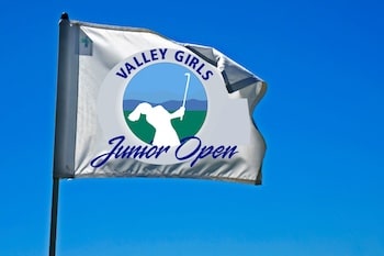 custom golf flags